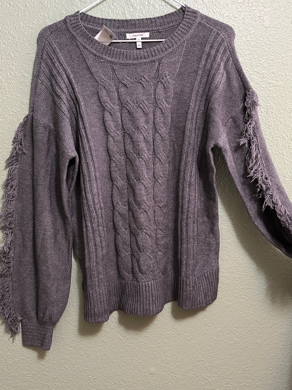 NWT Women’s Maurices Gray Cable-Knit Crewneck Sweater with Fringe Sleeves Sz Med